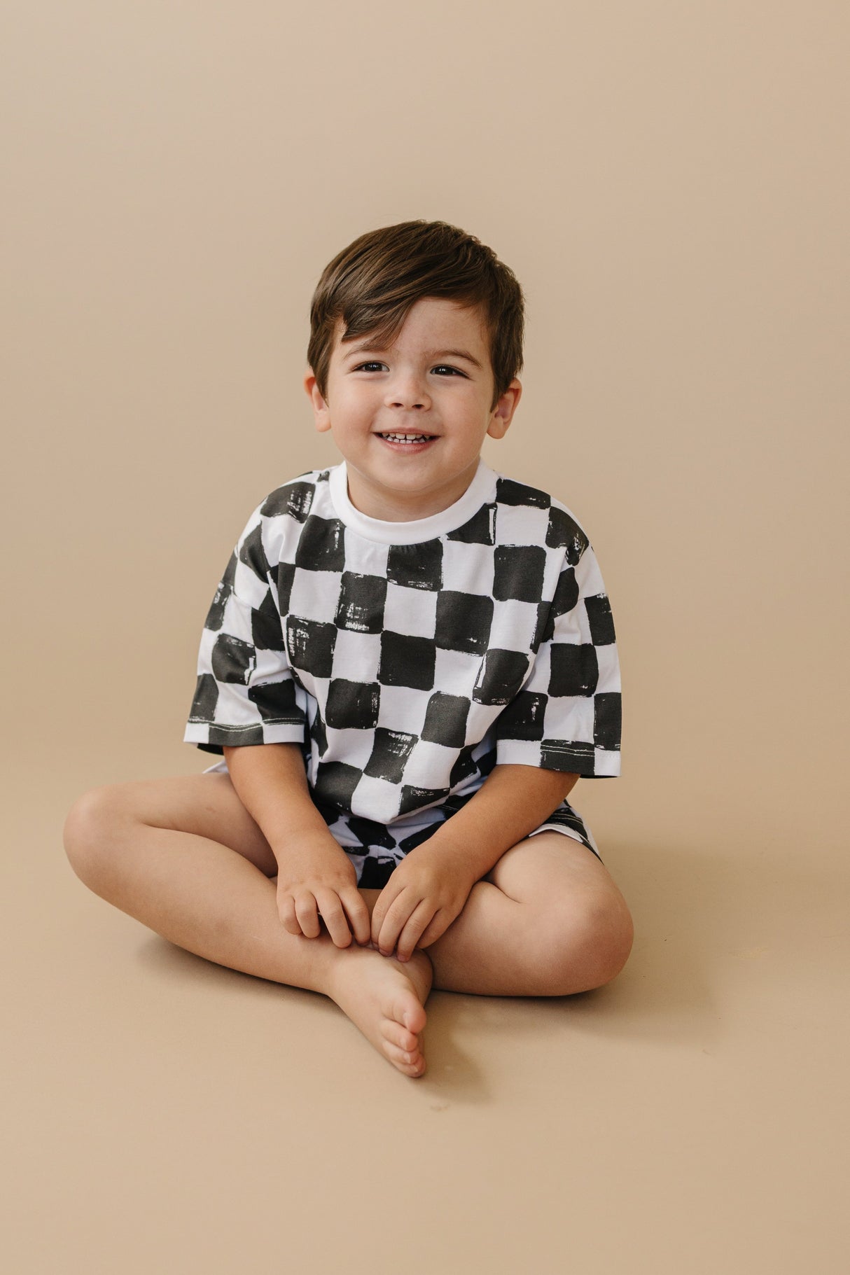 Conjunto de shorts a cuadros blancos y negros de algodón orgánico