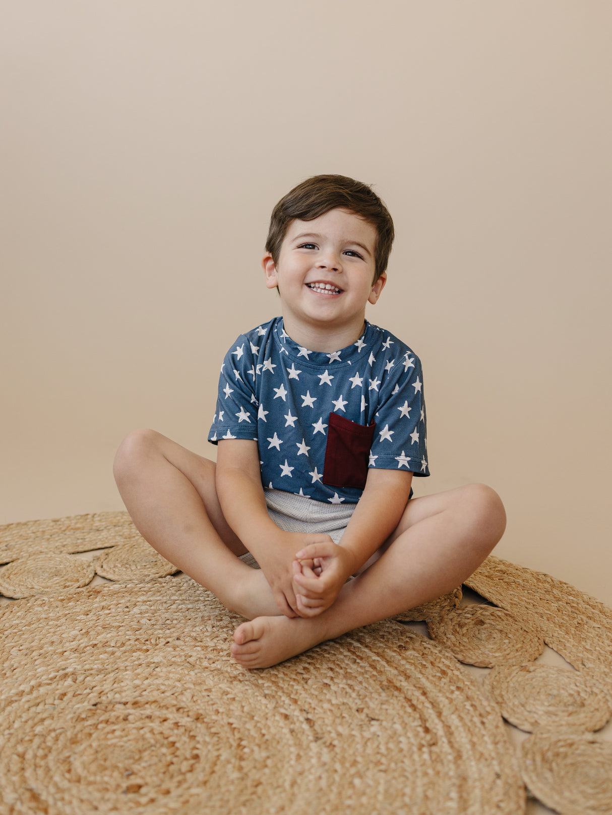 Camiseta de bolsillo de bambú del 4 de Julio de Navy Stars