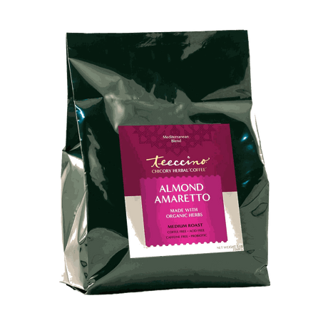 Café de achicoria con almendra y amaretto