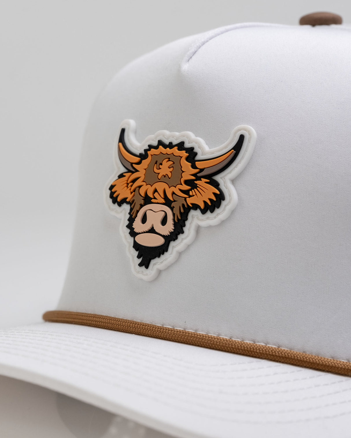 Vaca de las Highlands Blanca - Gorra de Cuerda Perforada