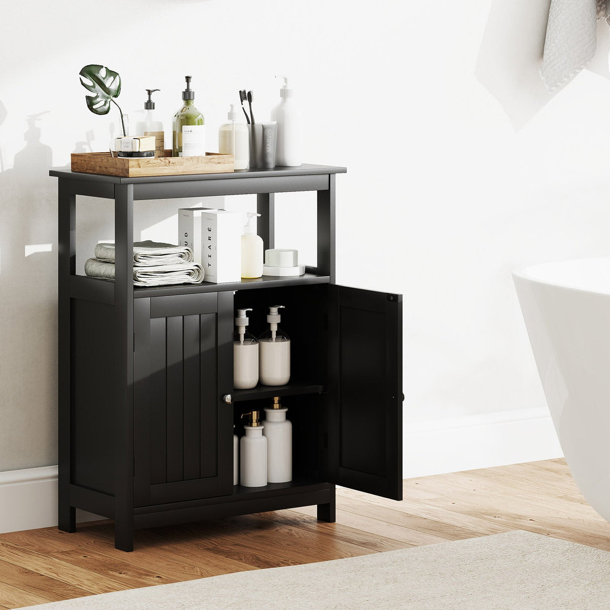 Mueble de baño de suelo con compartimento abierto