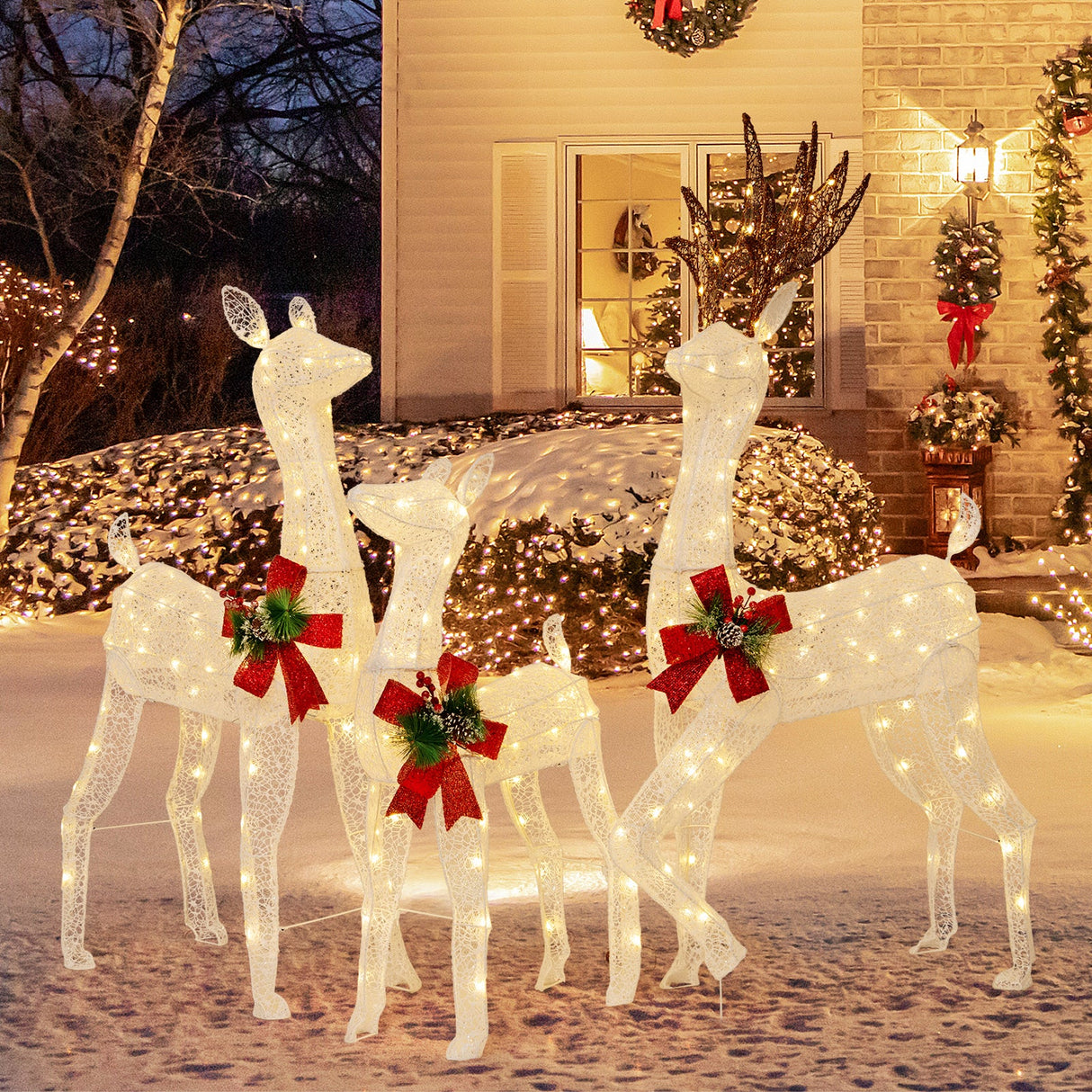 Familia de 3 Renos de Navidad Preiluminados con 230 Luces LED Blancas Cálidas