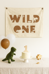 Banderín de lona de primer cumpleaños "Wild One" - Temática de dinosaurios