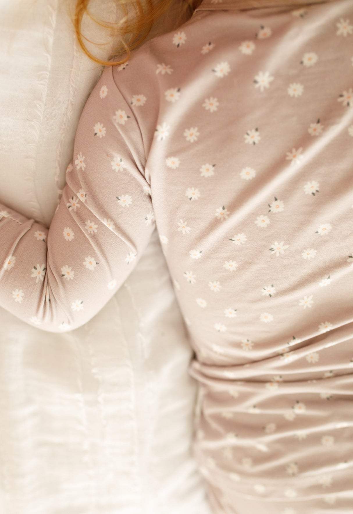 Pijama de bambú de 2 piezas Henley Oopsie Daisy - ¡Tallas para recién nacidos y más!
