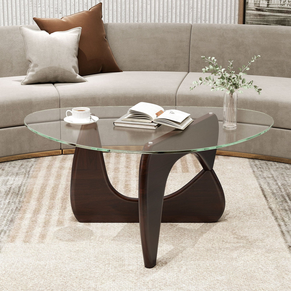 Mesa de centro triangular con tapa de cristal templado y base ajustable de madera de caucho