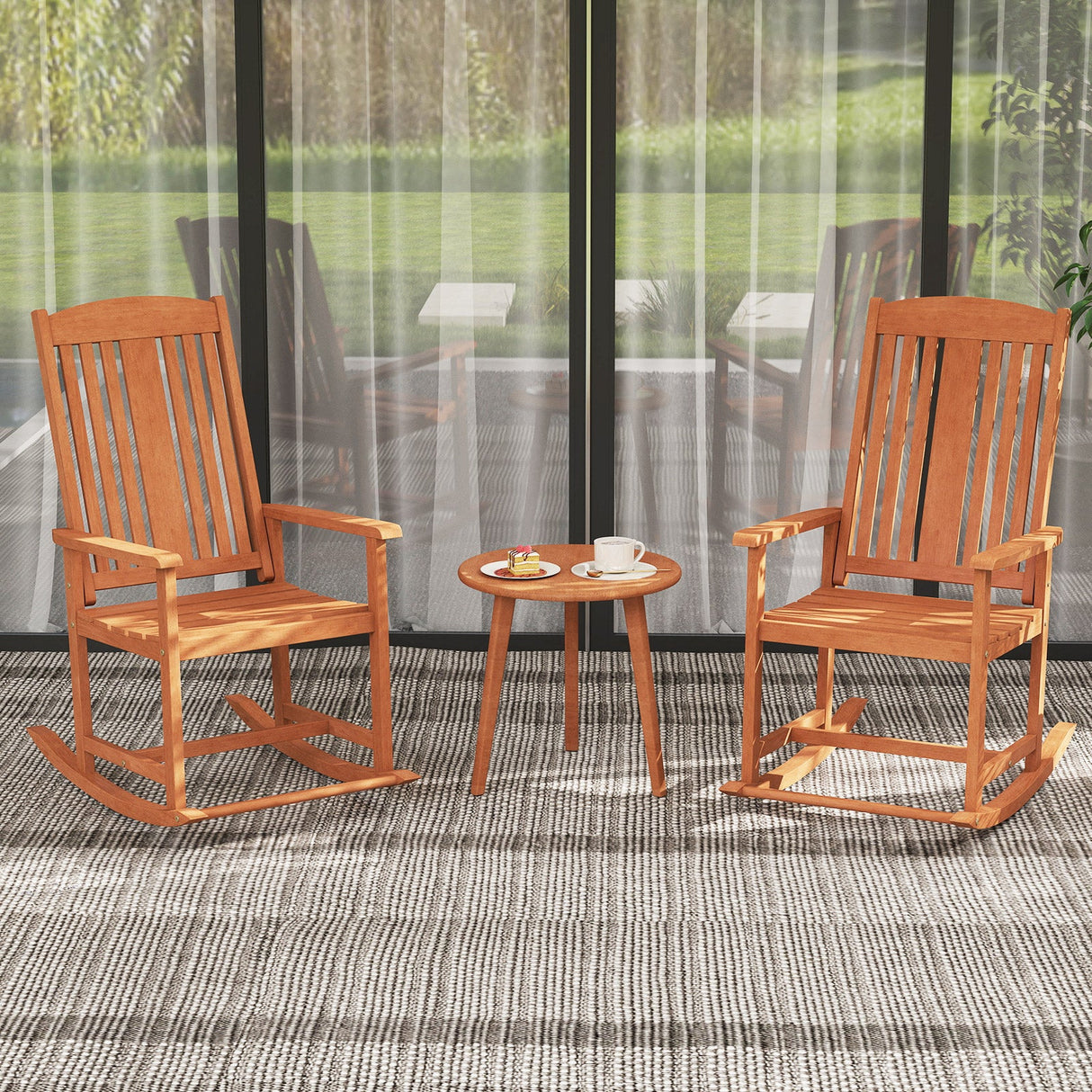 Mecedora de exterior de madera maciza con respaldo alto y asiento de lamas