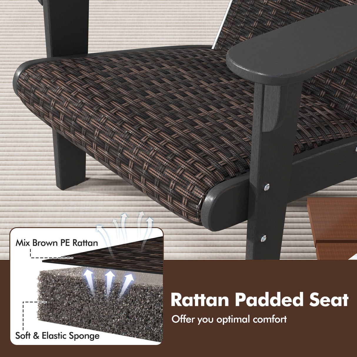 Sillón Adirondack para patio con asiento acolchado de ratán y portavasos oculto