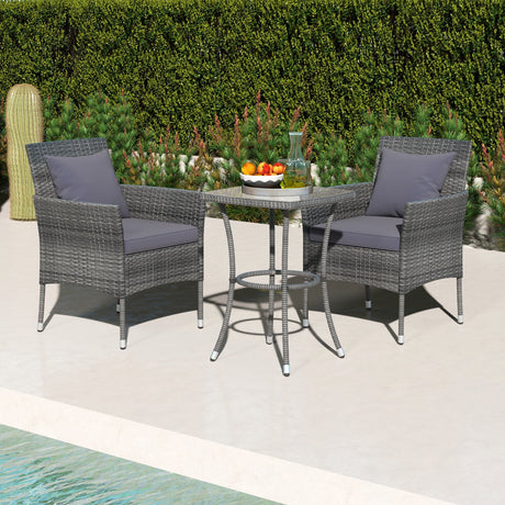 Juego de muebles de patio de 3 piezas con sillas de patio acolchadas y mesa de centro de vidrio templado
