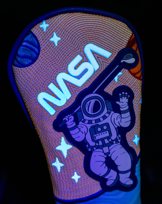 Paseo espacial de la NASA - Portada híbrida
