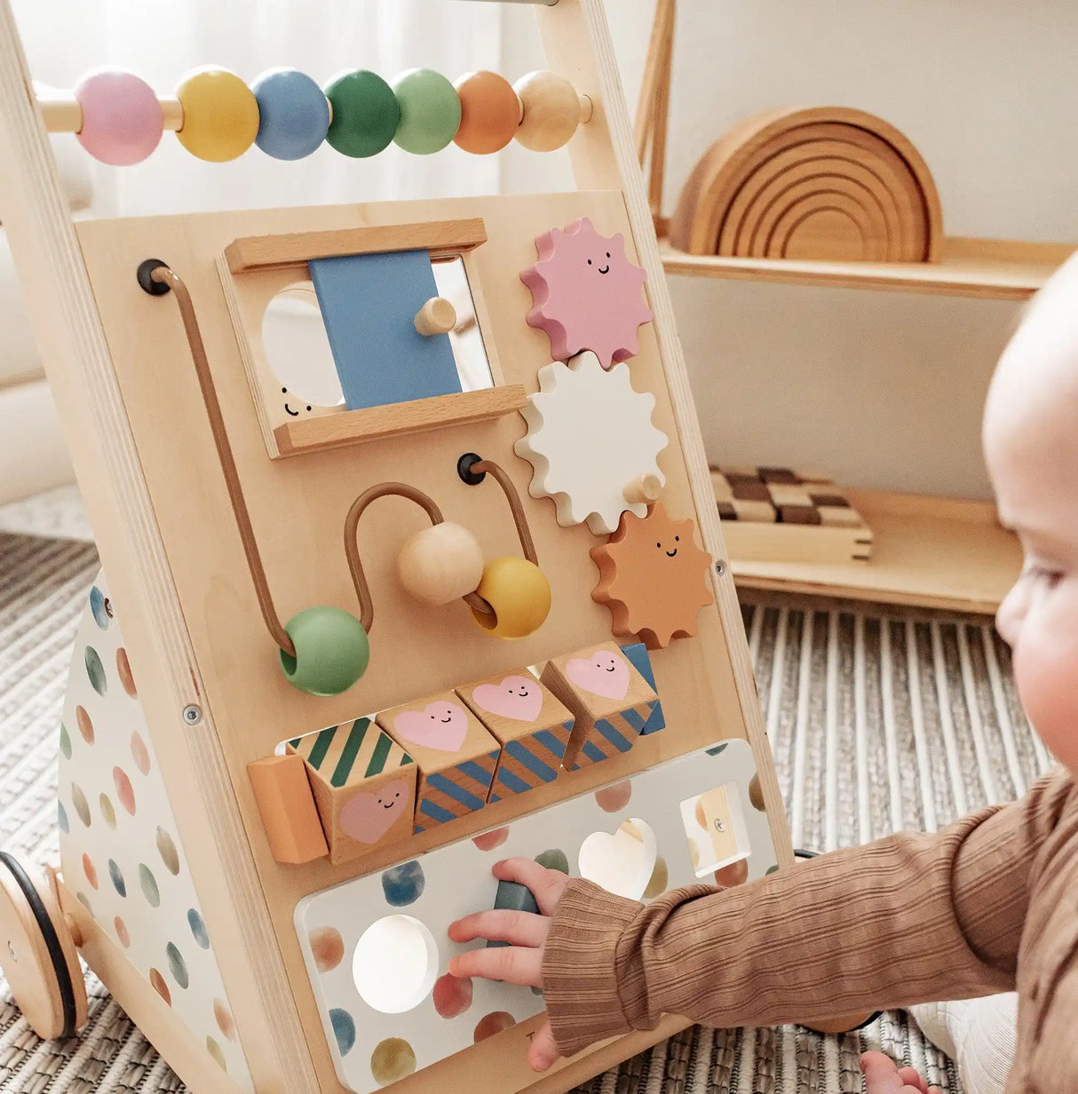 Andador de madera natural versátil Tiny Land® para bebés