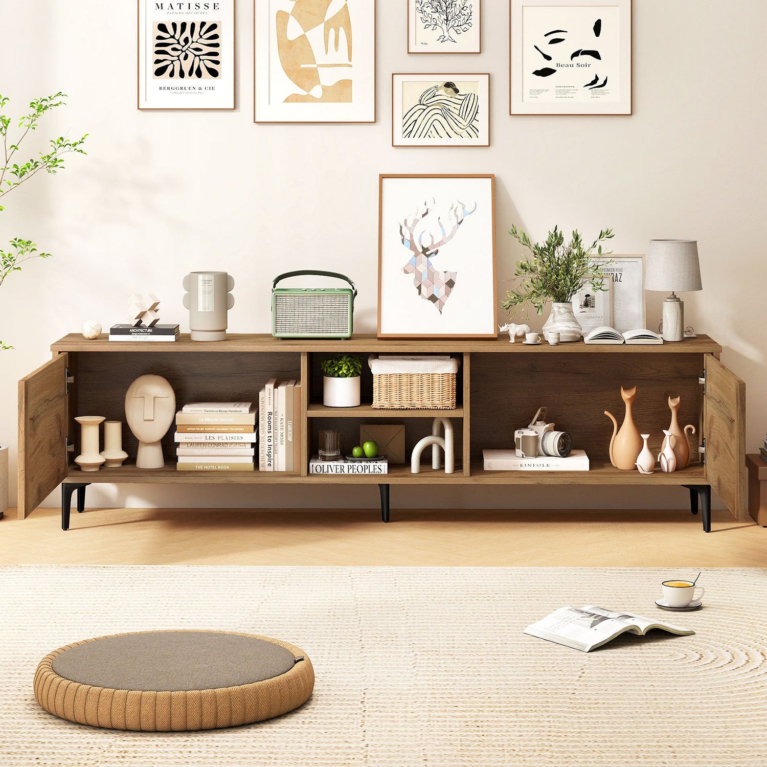 Mueble de TV para televisores de hasta 70 pulgadas, centro de entretenimiento acanalado Waveform-Roble