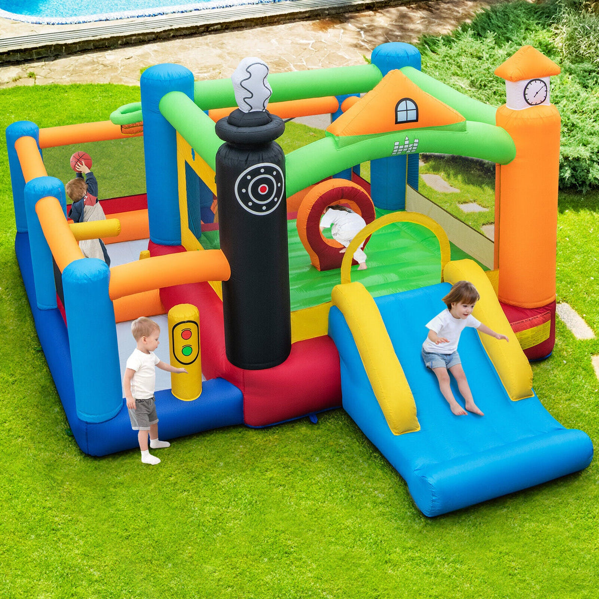 Castillo Hinchable para Niños con Temática de Tren, Tobogán y Canasta de Baloncesto con Soplador de Aire de 950W
