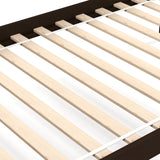 Litera doble de madera maciza con barandales altos y escalera integrada