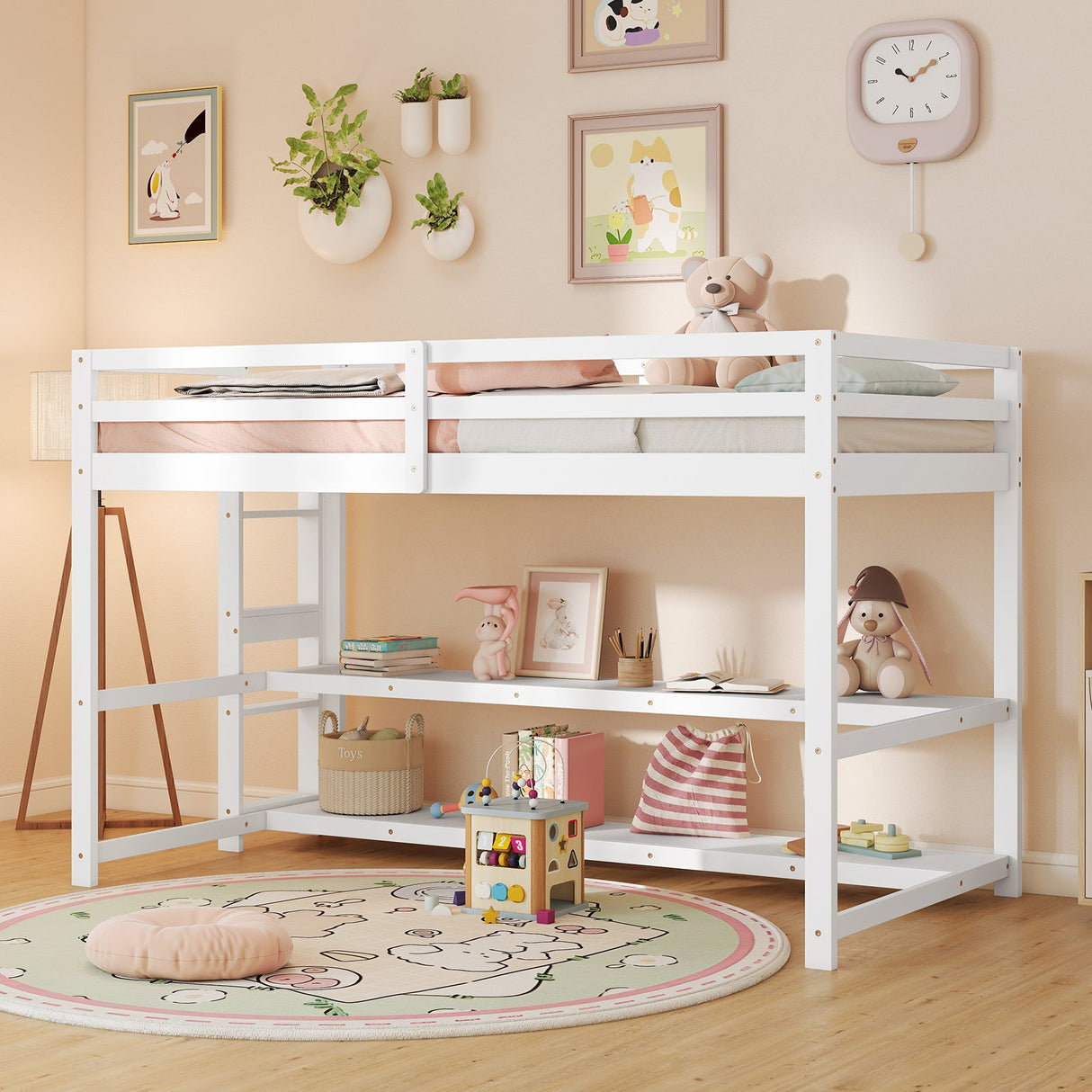Cama alta individual con estantes de almacenamiento, barandillas de longitud completa y escalera - Blanca