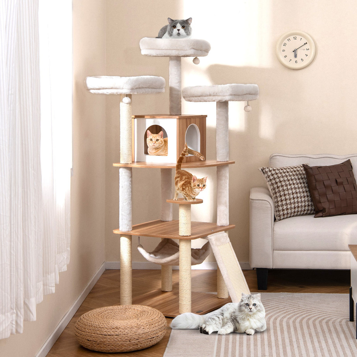 Árbol para gatos de 68 pulgadas de alto con 3 perchas acolchadas, condominio y postes rascadores de sisal - Natural