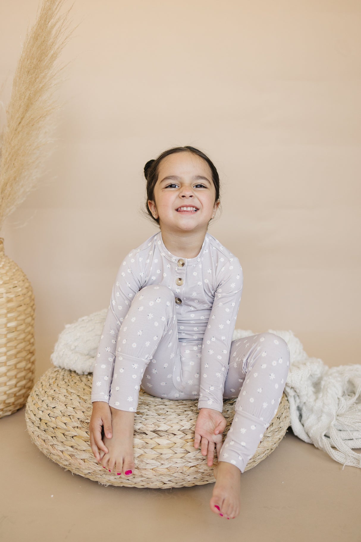 Pijama de bambú de 2 piezas Henley Oopsie Daisy - ¡Tallas para recién nacidos y más!