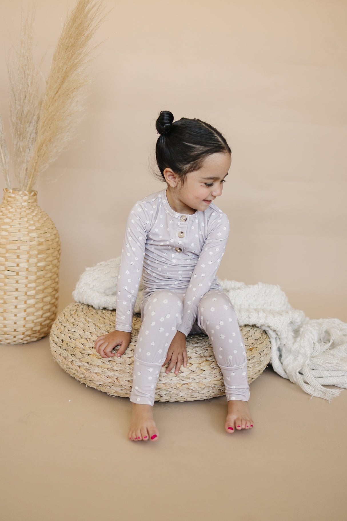 Pijama de bambú de 2 piezas Henley Oopsie Daisy - ¡Tallas para recién nacidos y más!