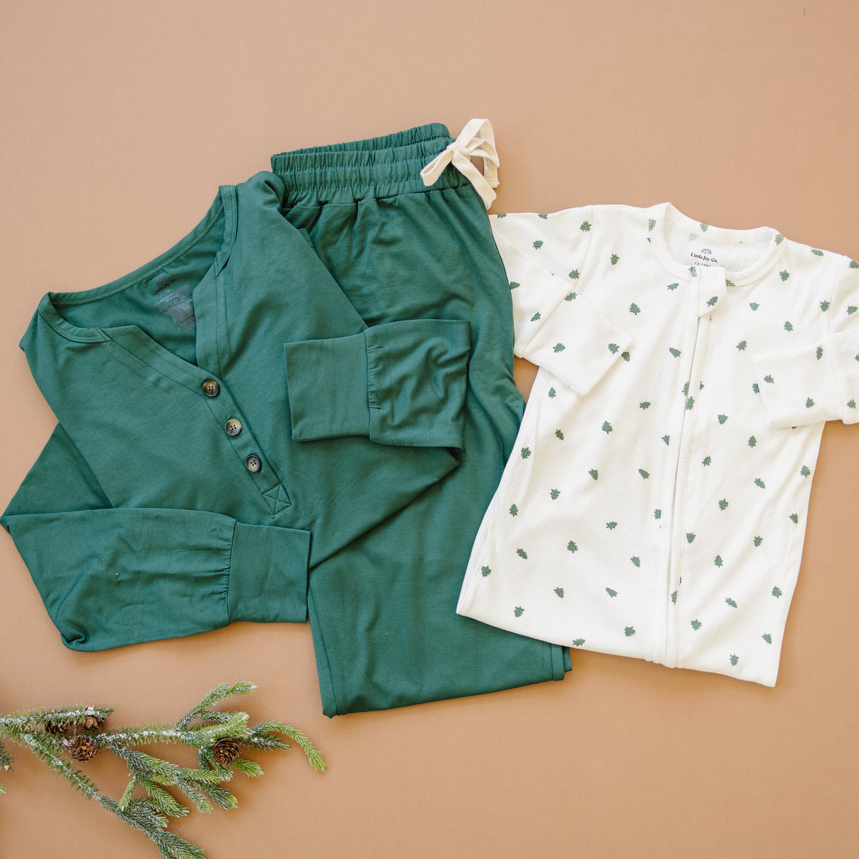 Pijama acanalado de bambú con cremallera Tiny Trees