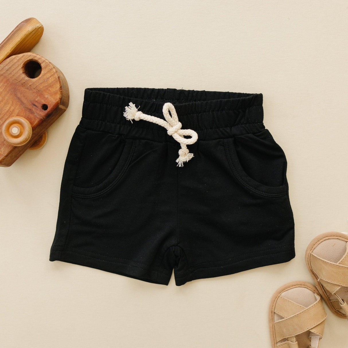 Pantalones cortos de rizo de bambú con cordón