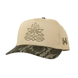 Gorra Snapback con Bordado de Botas