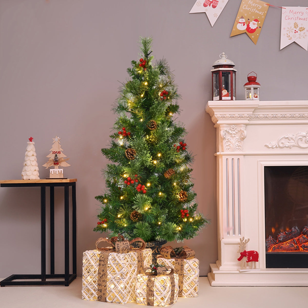 Árbol de Navidad LED con bayas rojas y piñas