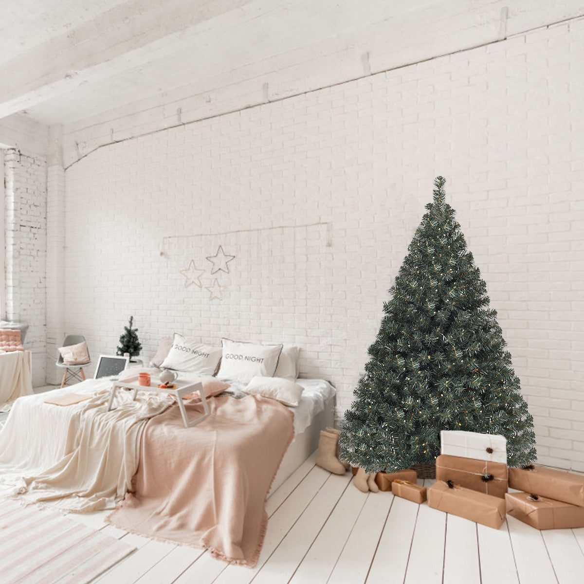 Árbol de Navidad artificial de PVC con bisagras e iluminado de 4.5 pies