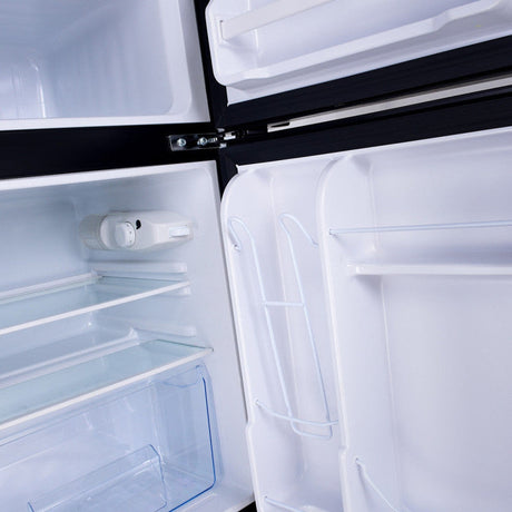 Refrigerador compacto de acero inoxidable de 3.2 pies cúbicos