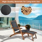 Tumbona plegable de ratán para patio con reposapiés retráctil y estructura de madera de acacia