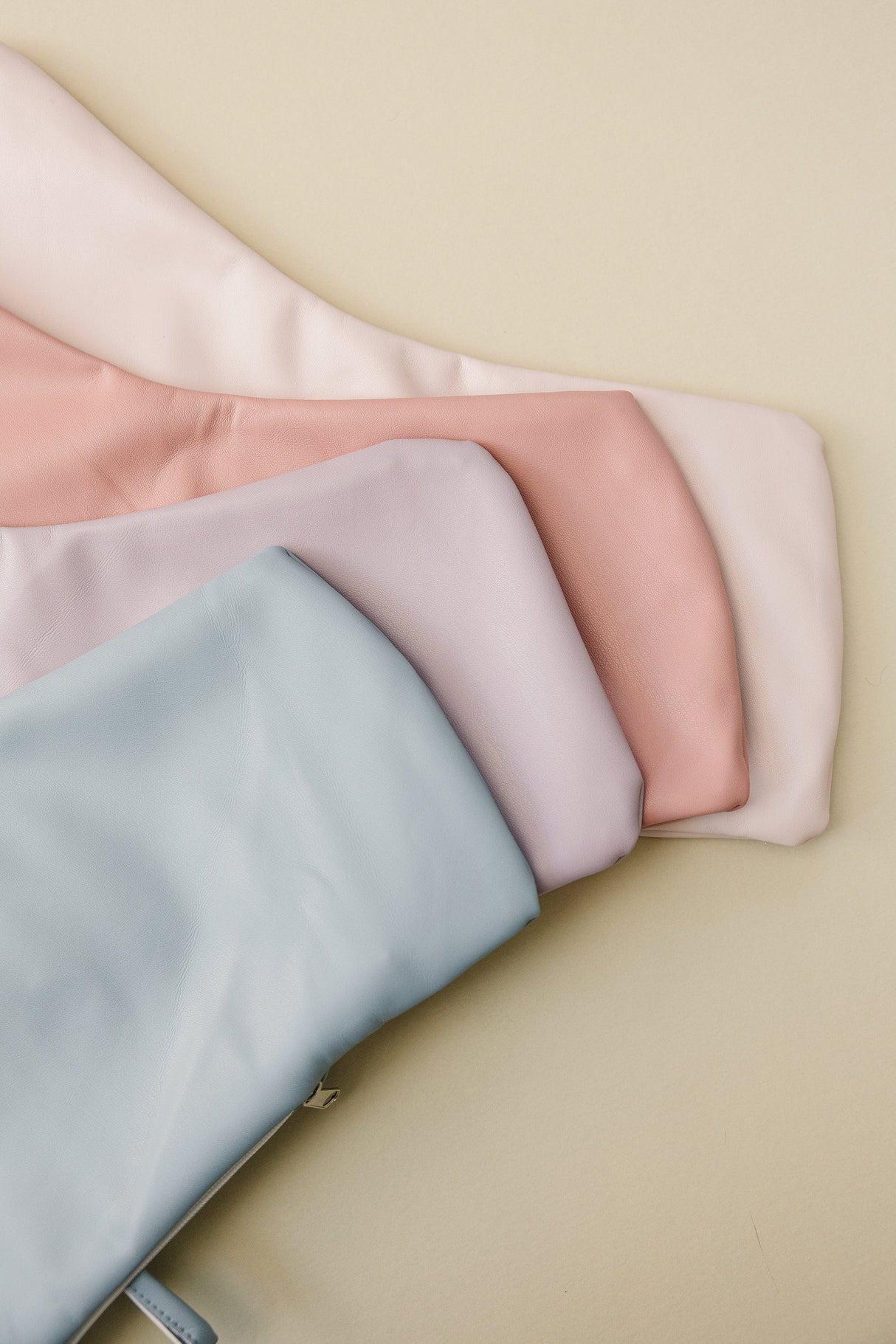 Funda de Cojín Rosa de Cuero Vegano para IKEA Antilop