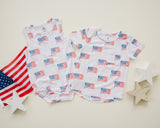 Mameluco de bambú con estampado de bandera