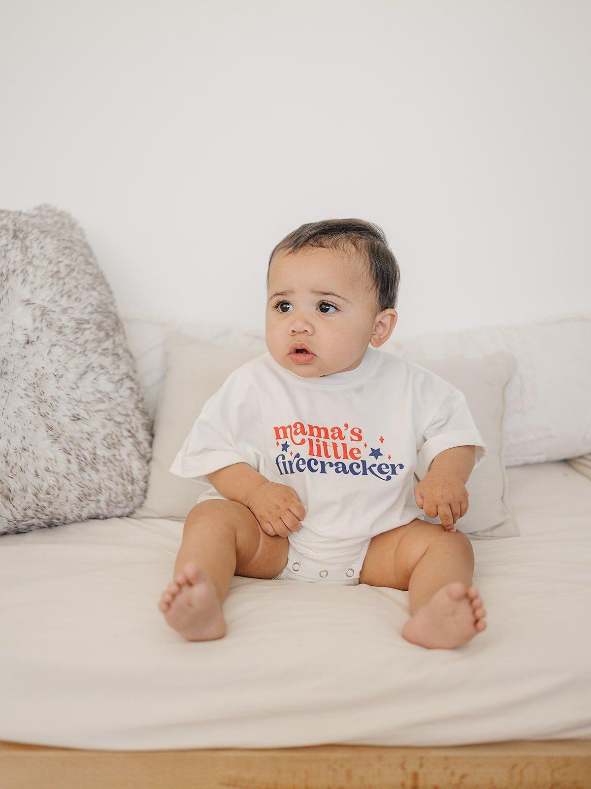 Mameluco camiseta "Pequeña Cohetita de Mamá"