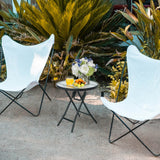 Mesa auxiliar de patio con tablero de cristal templado