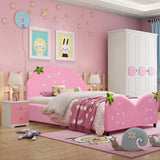 Cama infantil tapizada con diseño de bayas para niños