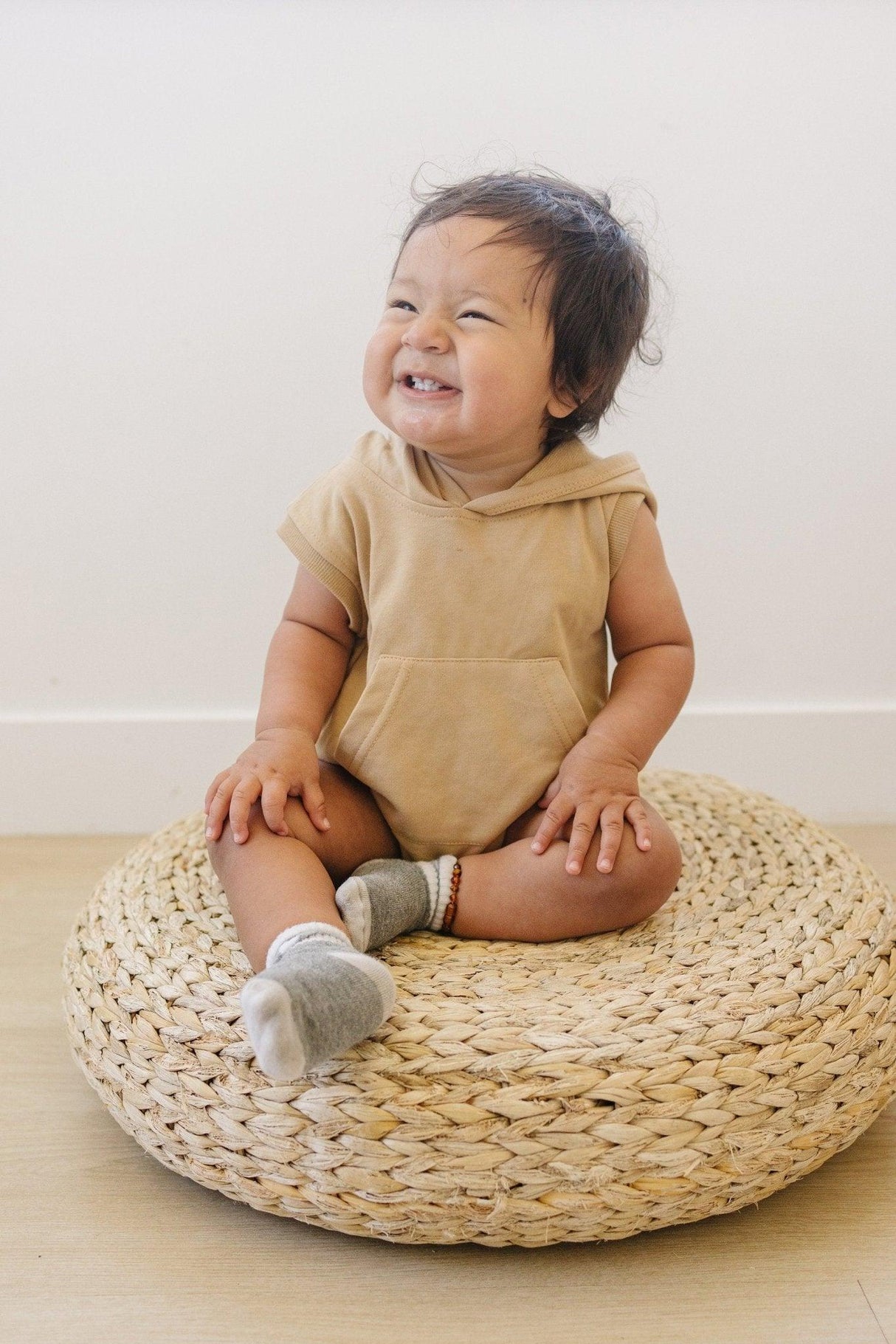 Mameluco con capucha sin mangas - más colores *quedan tallas 0-3m y 12-18m