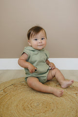 Mameluco con capucha sin mangas - más colores *quedan tallas 0-3m y 12-18m